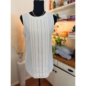 Ann Taylor XS White Pleated Blouse Sleeveless Minimalist Office Chic Top
